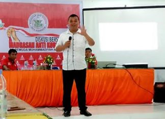 Sekretaris Lembaga Advokasi dan Perlindungan Konsumen (LAPK) Sumatera Utara (Sumut) Padian Adi Siregar ketika menyampaikan materi di MAK PMA di Kisaran