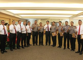 Kapolri Berikan Penghargaan Kepada 11 Perwira Jajaran Polda Sumut yang Berprestasi