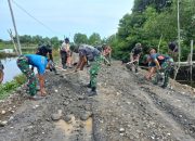 Tiga Warga, Satu Tekad: Kisah Gotong Royong yang Mengubah Paya Pasir Melalui TMMD ke-126